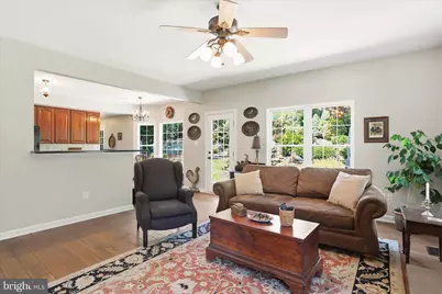 11206 Yardley Place, Ijamsville, MD 21754 - Photo 18