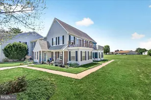 5811 Box Elder Ct, Frederick, MD 21703 - Photo 2