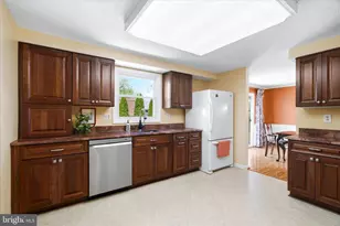 1323 Butterfly Ln, Frederick, MD 21703 - Photo 10