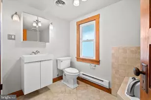 218 N Delaware Ave, Brunswick, MD 21716 - Photo 32