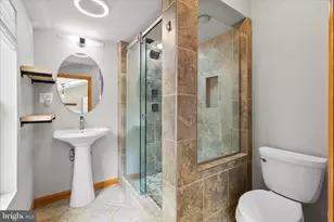 218 N Delaware Ave, Brunswick, MD 21716 - Photo 24