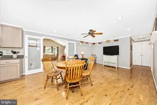 5910 Lawrence Ct, Adamstown, MD 21710 - Photo 6