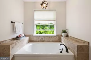 9004 Harris St, Frederick, MD 21704 - Photo 26