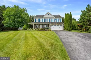 4706 Hardwood Ct, Mount Airy, MD 21771 - Photo 2