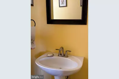 225 5th Street E, Frederick, MD 21701 - Photo 10