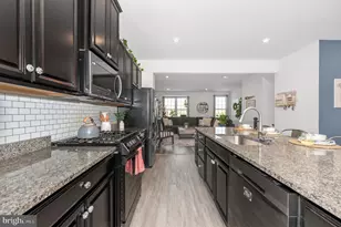 10643 Brewerton Ln, New Market, MD 21774 - Photo 12