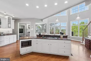 9804 Pebble Beach Ct, Ijamsville, MD 21754 - Photo 10