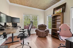 9804 Pebble Beach Ct, Ijamsville, MD 21754 - Photo 40