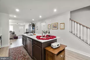 2472 Silver Leaf Dr, Frederick, MD 21702 - Photo 8