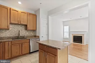6140 Newport Terrace, Frederick, MD 21701 - Photo 10