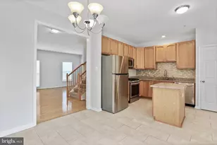 6140 Newport Terrace, Frederick, MD 21701 - Photo 8