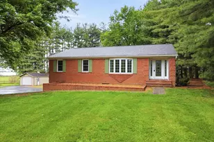 5622 Glen Hill Ct, Jefferson, MD 21755 - Photo 2
