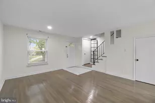 12 Coats Bridge Pl, Frederick, MD 21703 - Photo 2