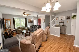 6660 Seagull Ct, Frederick, MD 21703 - Photo 2