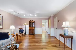 6826 Acacia Ct, Frederick, MD 21703 - Photo 10