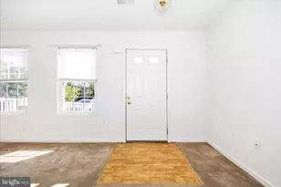 126 N Altamont Ave, Thurmont, MD 21788 - Photo 2