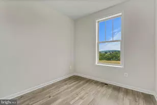 5907 Garden Walk Dr, Frederick, MD 21703 - Photo 22