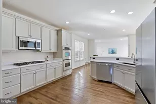 1312 Volunteer Dr, Brunswick, MD 21716 - Photo 6