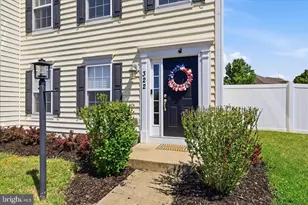 322 East Wainscot Drive, New Market, MD 21774 - Photo 4