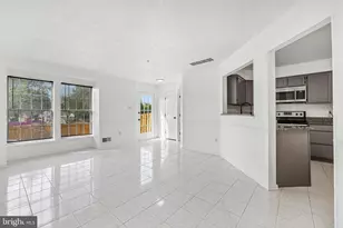 5243 Regal Ct, Frederick, MD 21703 - Photo 2