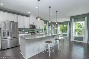 405 Potomac View Pkwy, Brunswick, MD 21716 - Photo 6