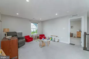 405 Potomac View Pkwy, Brunswick, MD 21716 - Photo 32
