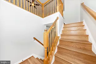 9410 Singleton Pl, Frederick, MD 21704 - Photo 6