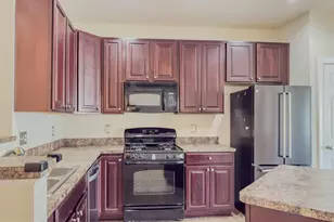 2054 Spring Run Cir, Frederick, MD 21702 - Photo 10