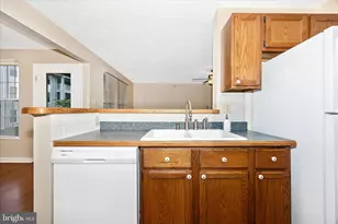 5601 Avonshire Pl, Frederick, MD 21703 - Photo 16