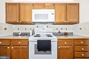 5601 Avonshire Pl, Frederick, MD 21703 - Photo 16