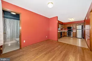 205 E G St, Brunswick, MD 21716 - Photo 10