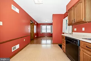 205 E G St, Brunswick, MD 21716 - Photo 14