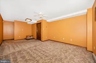 205 E G St, Brunswick, MD 21716 - Photo 32