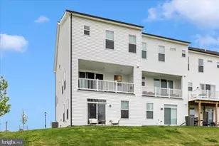 2010 Alice Ct, Frederick, MD 21702 - Photo 4