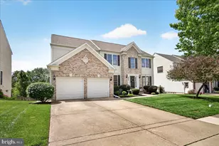 6322 Meandering Woods Ct, Frederick, MD 21701 - Photo 2