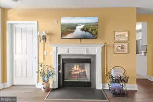 2520 Waterside Dr, Frederick, MD 21701 - Photo 10