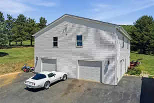 2915 Fry Rd, Jefferson, MD 21755 - Photo 2