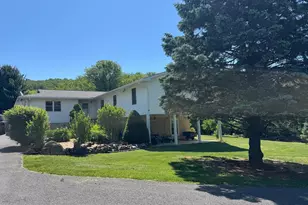 2915 Fry Rd, Jefferson, MD 21755 - Photo 1