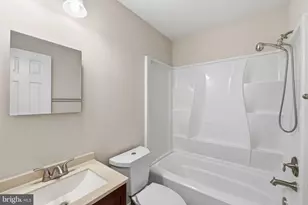 524 Lancaster Pl, Frederick, MD 21703 - Photo 18