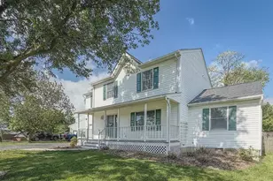 3910 Red Leaf Ct, Point of Rocks, MD 21777 - Photo 4