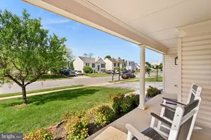 202 Winter Brook Ct, Walkersville, MD 21793 - Photo 4