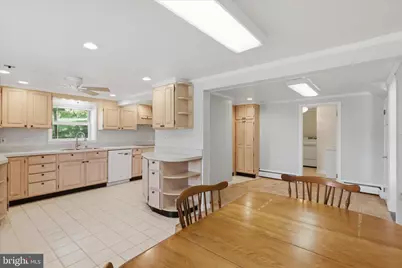 603 W B Street, Brunswick, MD 21716 - Photo 12
