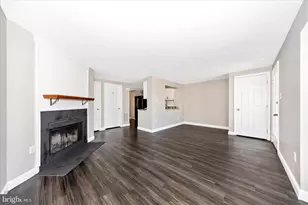 572 Hollyberry Way, Frederick, MD 21703 - Photo 6