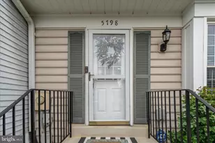 5798 Sunset View Ln, Frederick, MD 21703 - Photo 2