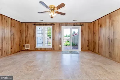 5751 Sunset View Lane, Frederick, MD 21703 - Photo 8