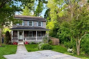 306 E D St, Brunswick, MD 21716 - Photo 1