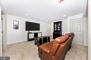 306 E D St, Brunswick, MD 21716 - Photo 32