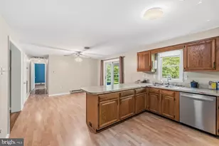10820 Gambrill Park Rd, Frederick, MD 21702 - Photo 12