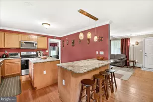 9712 Thompson Dr, Ijamsville, MD 21754 - Photo 8