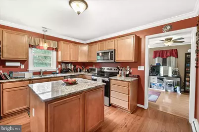 9712 Thompson Drive, Ijamsville, MD 21754 - Photo 10